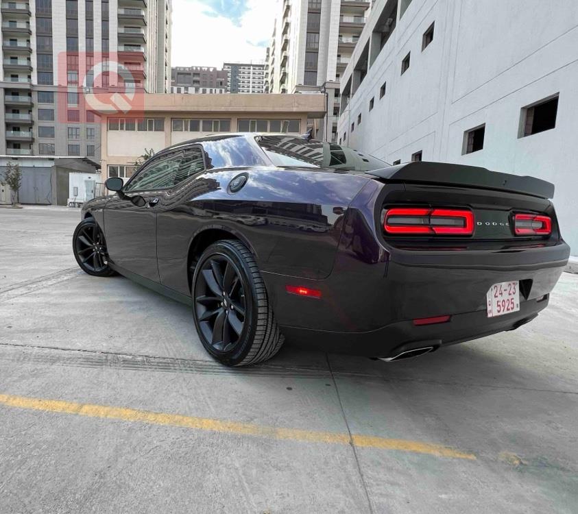 Dodge Challenger